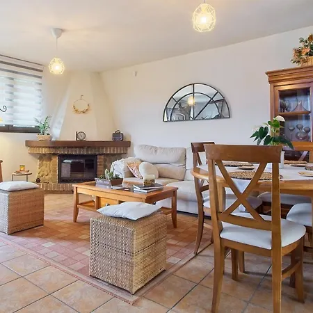 בית כפרי Casa Kely *